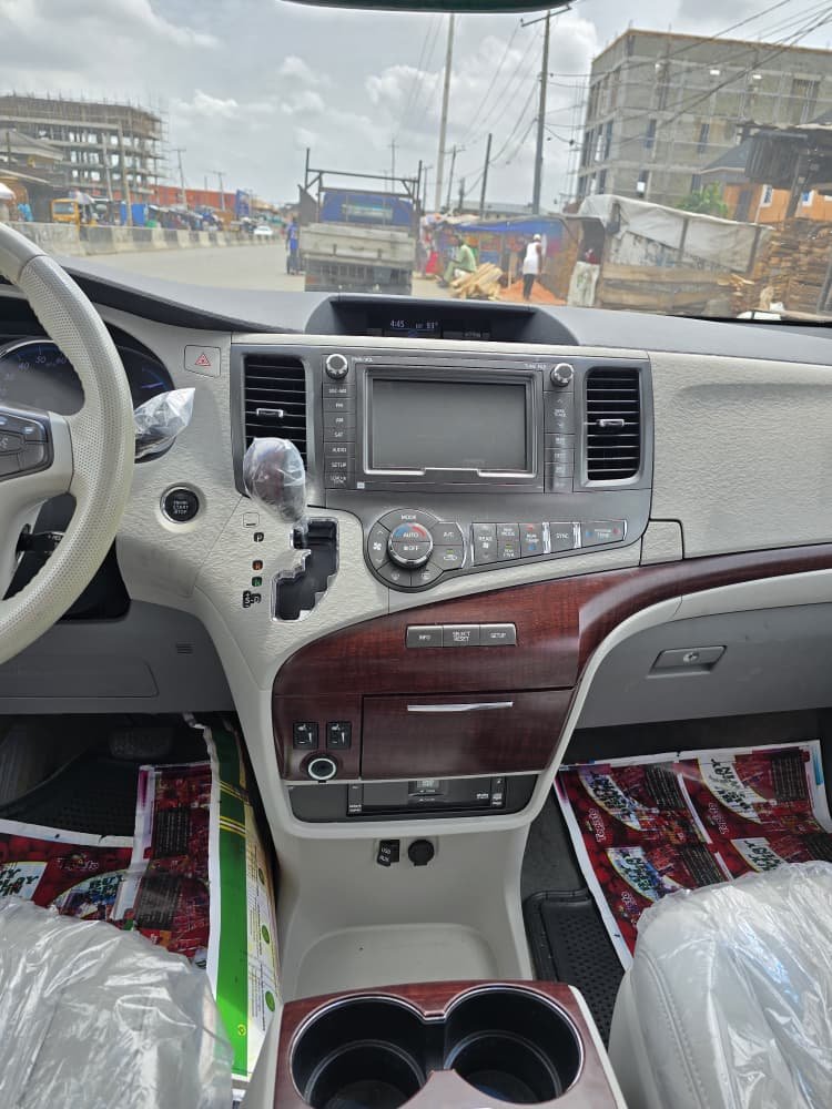 Toyota Sienna