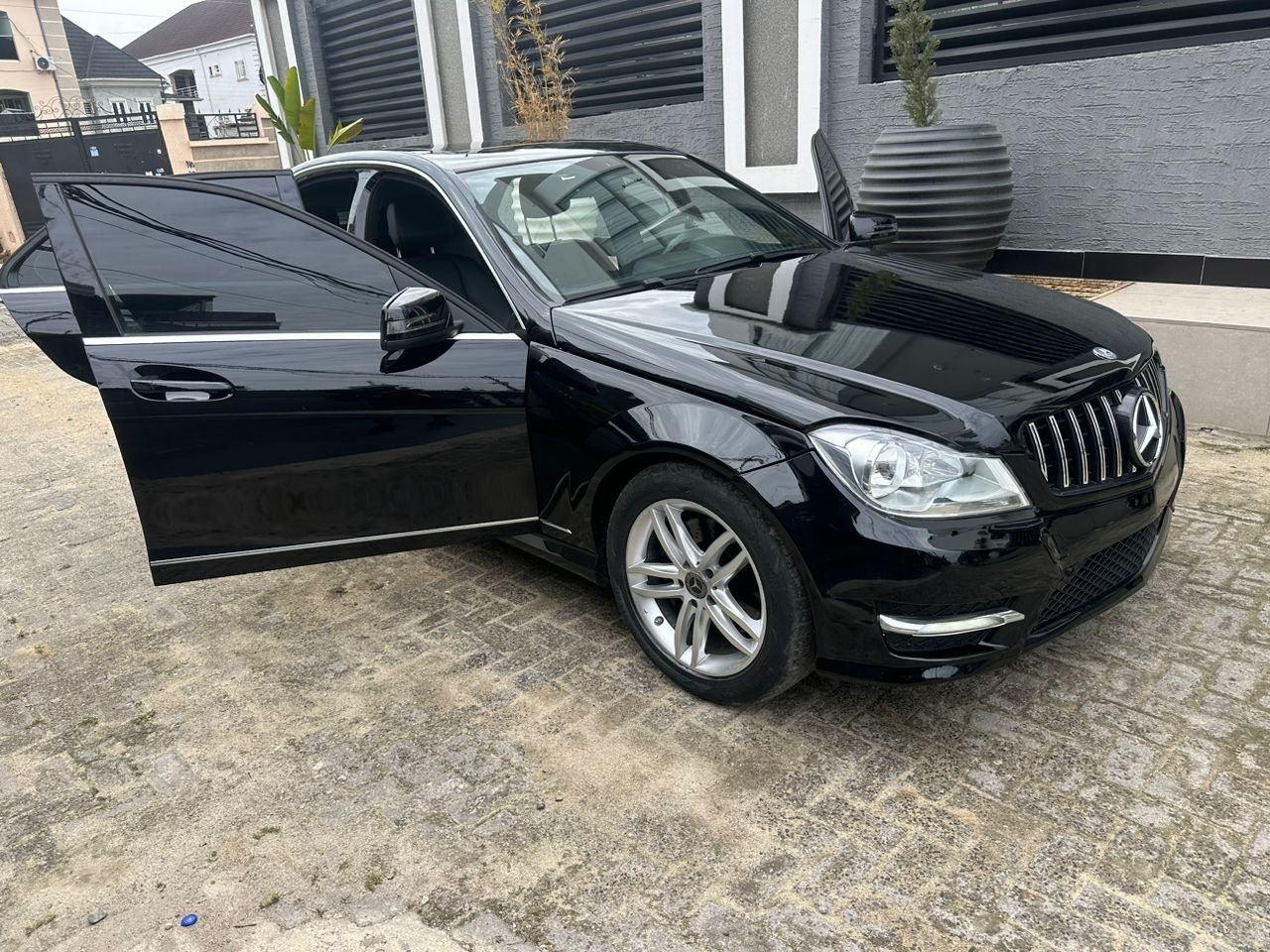 Mercedes Benz C300